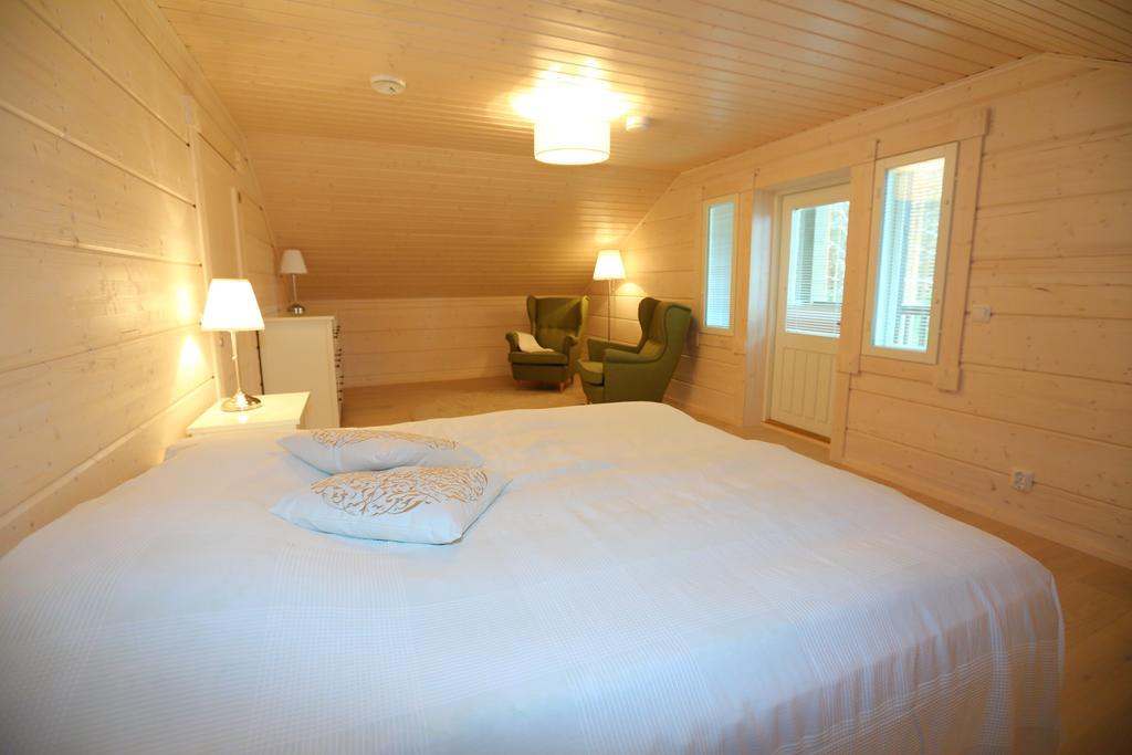 Villa Tukkilahti 4 Savonranta Zimmer foto